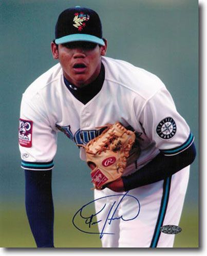 FELIX HERNANDEZ 2002 Certified Autograph Rookie Auto 11x14 Photo MARINERS